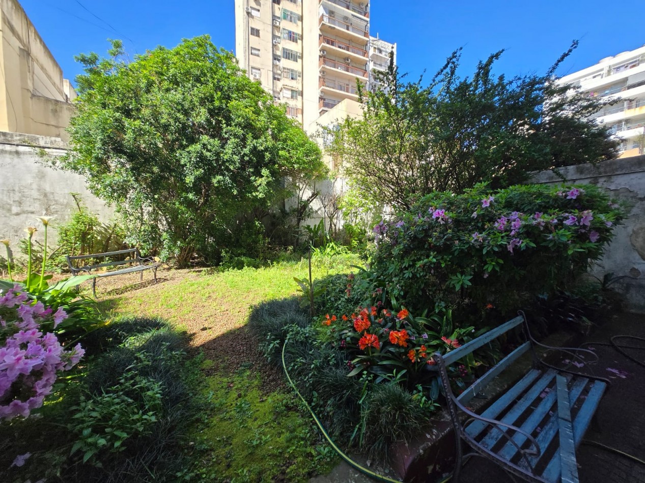 Amplio Departamento de 3 Ambientes de categoria| Balcon al Jardin | Lavadero Independiente
